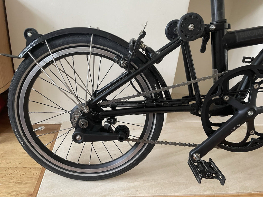 Brompton S2L Folding Bike – 2016 – Black Edition – 2 Speed