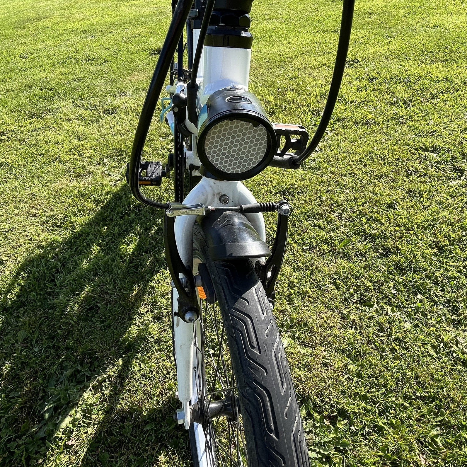BTwin Tilt 500 lightweight aluminium Folding Bike – White – Great Condition