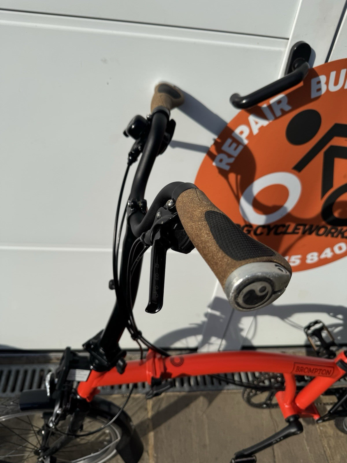Brompton 2023 C Line Orange 6 speed Excellent condition