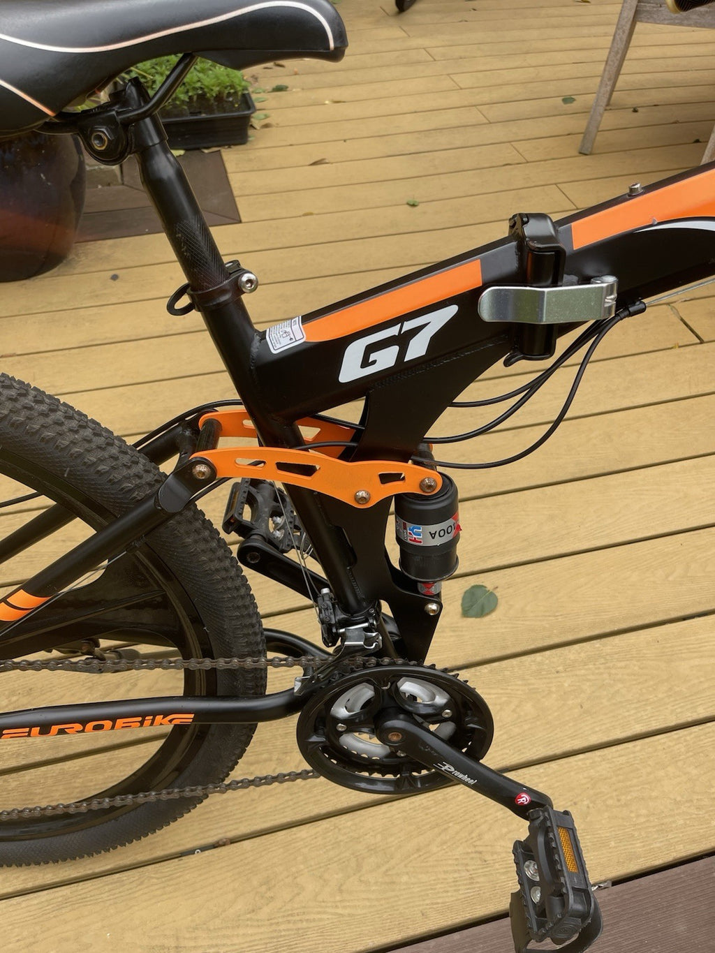 Eurobike G7 Folding Mountain Bike Dual Disc 17" Frame, 27.5" Wheels