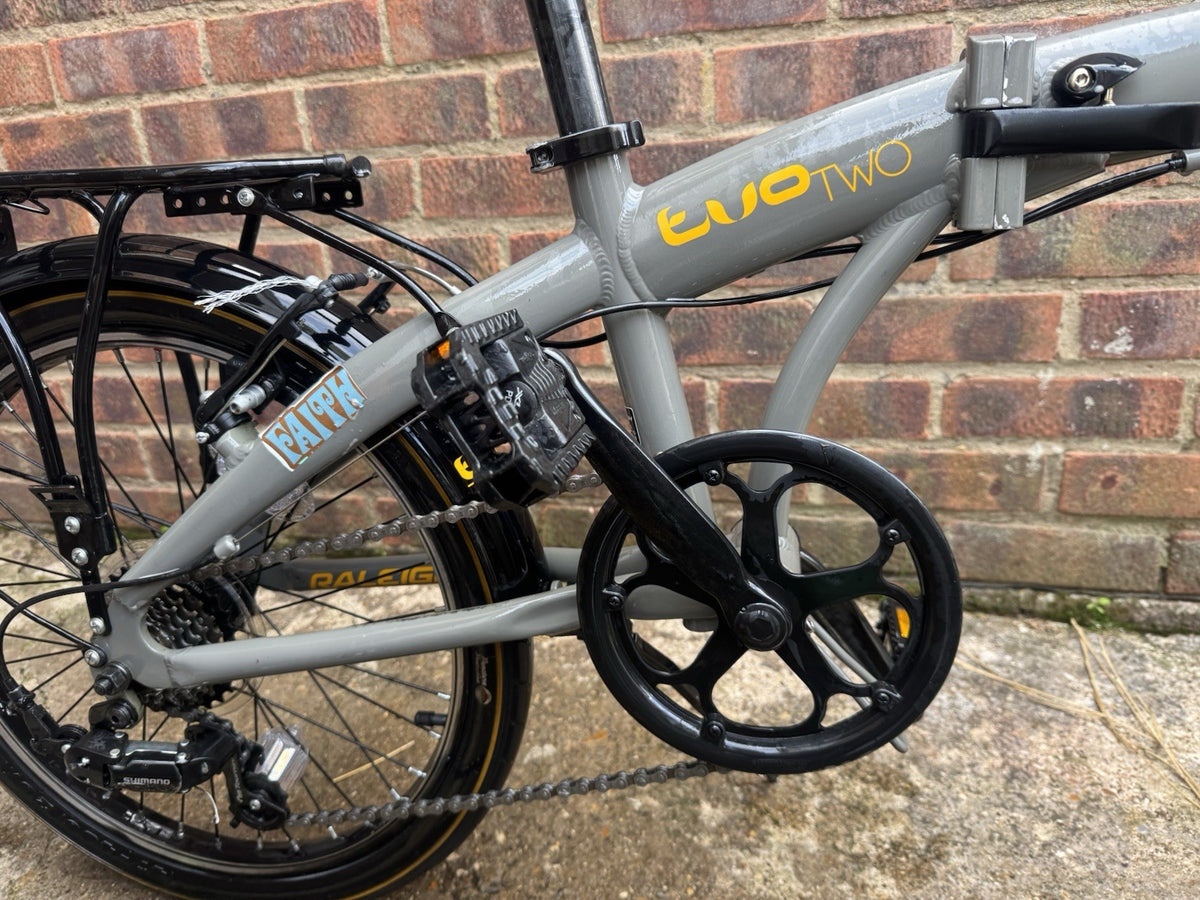 Raleigh Evo Two 20in Folding Bike 6 Speed V-Brake Rack Mudguards Grey Black