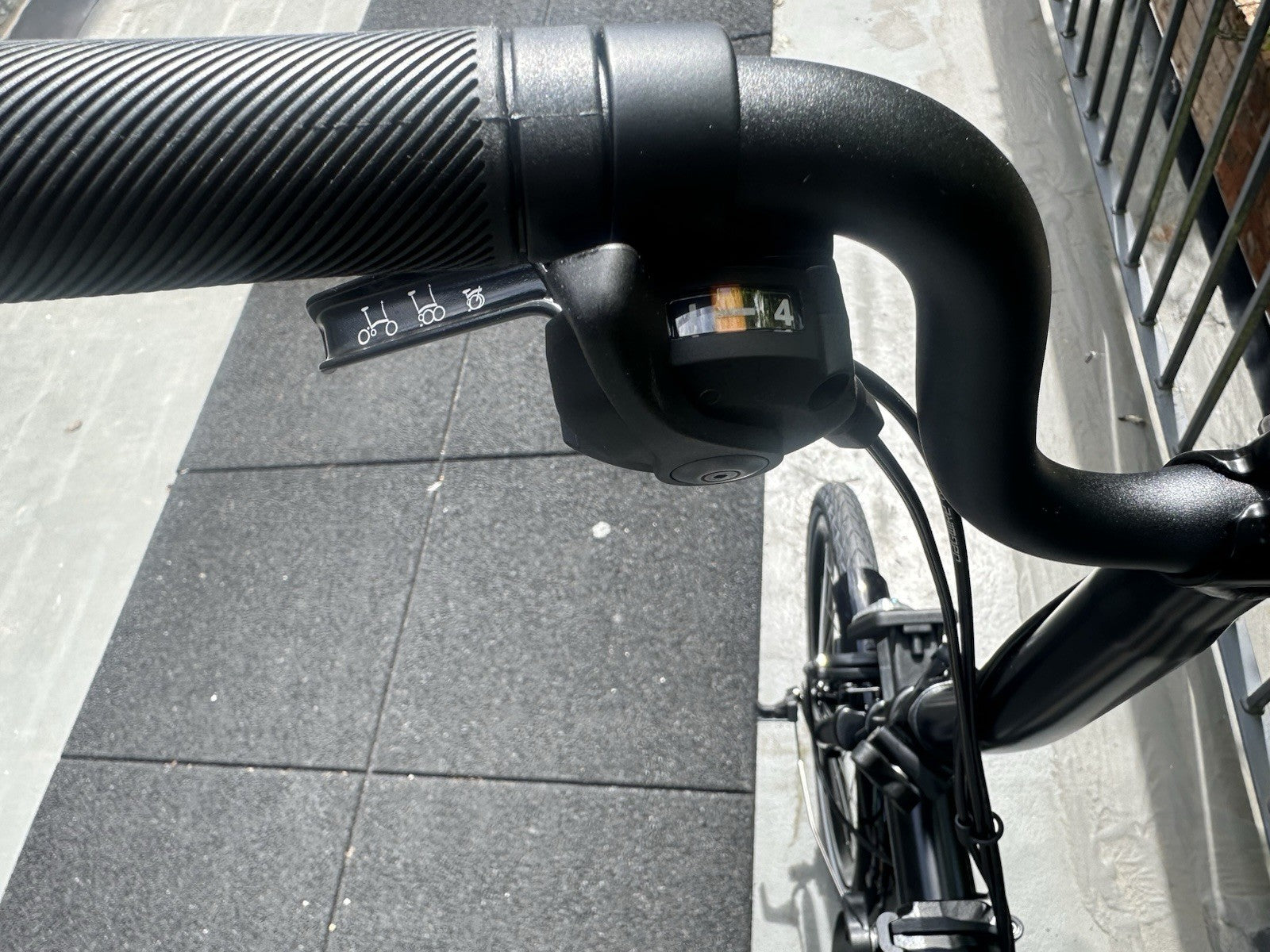 Brompton Folding Bike - C Line 12 Speed 2026 M Handlebar - Matt Black New in Box