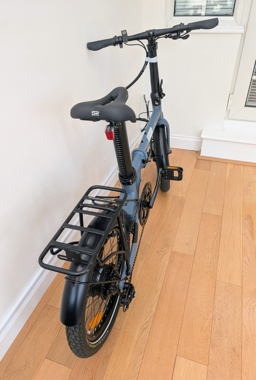 Eovolt Afternoon 20" Folding Bike 7 Speed - Excellent Condition