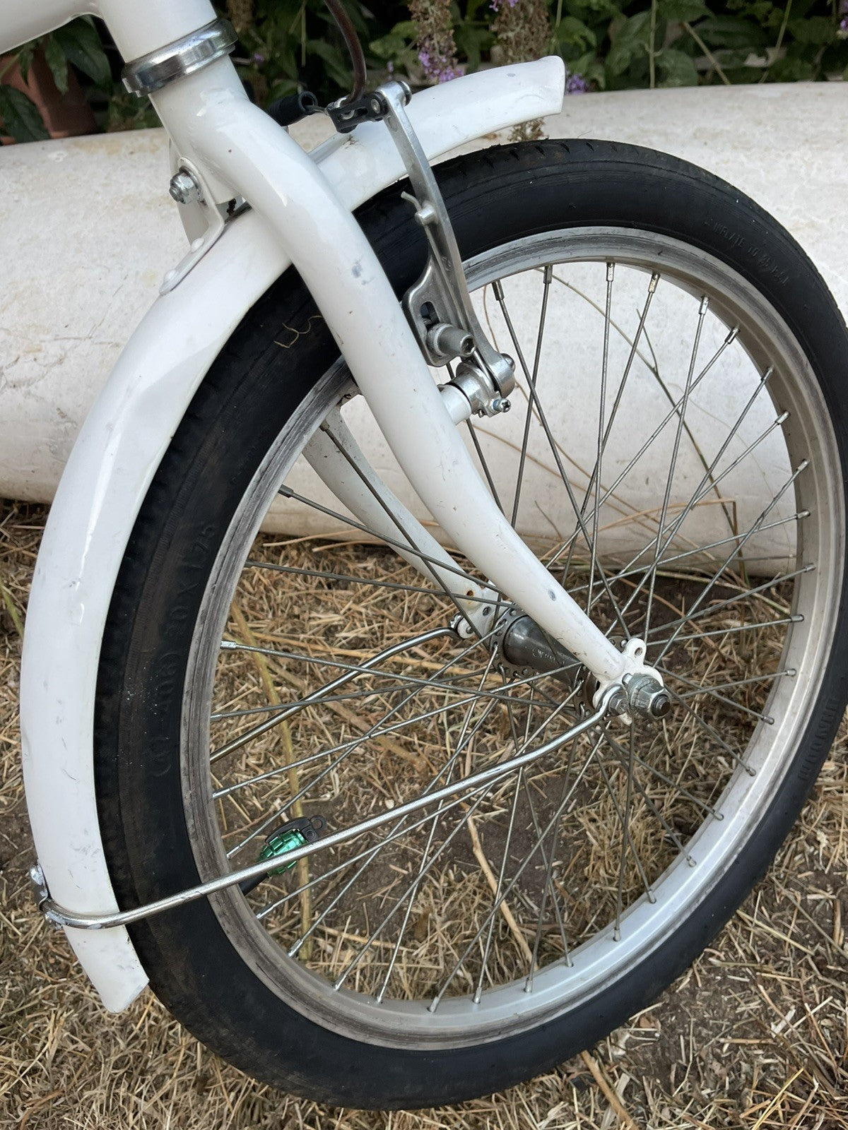 Saxon Fold Leisure Folder 20in 5peed Folding Bike Mudguards White working good