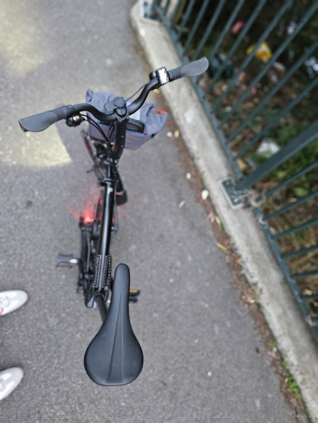 Brompton P line latest model with rear wheel motor, carbon fibre fork 2025