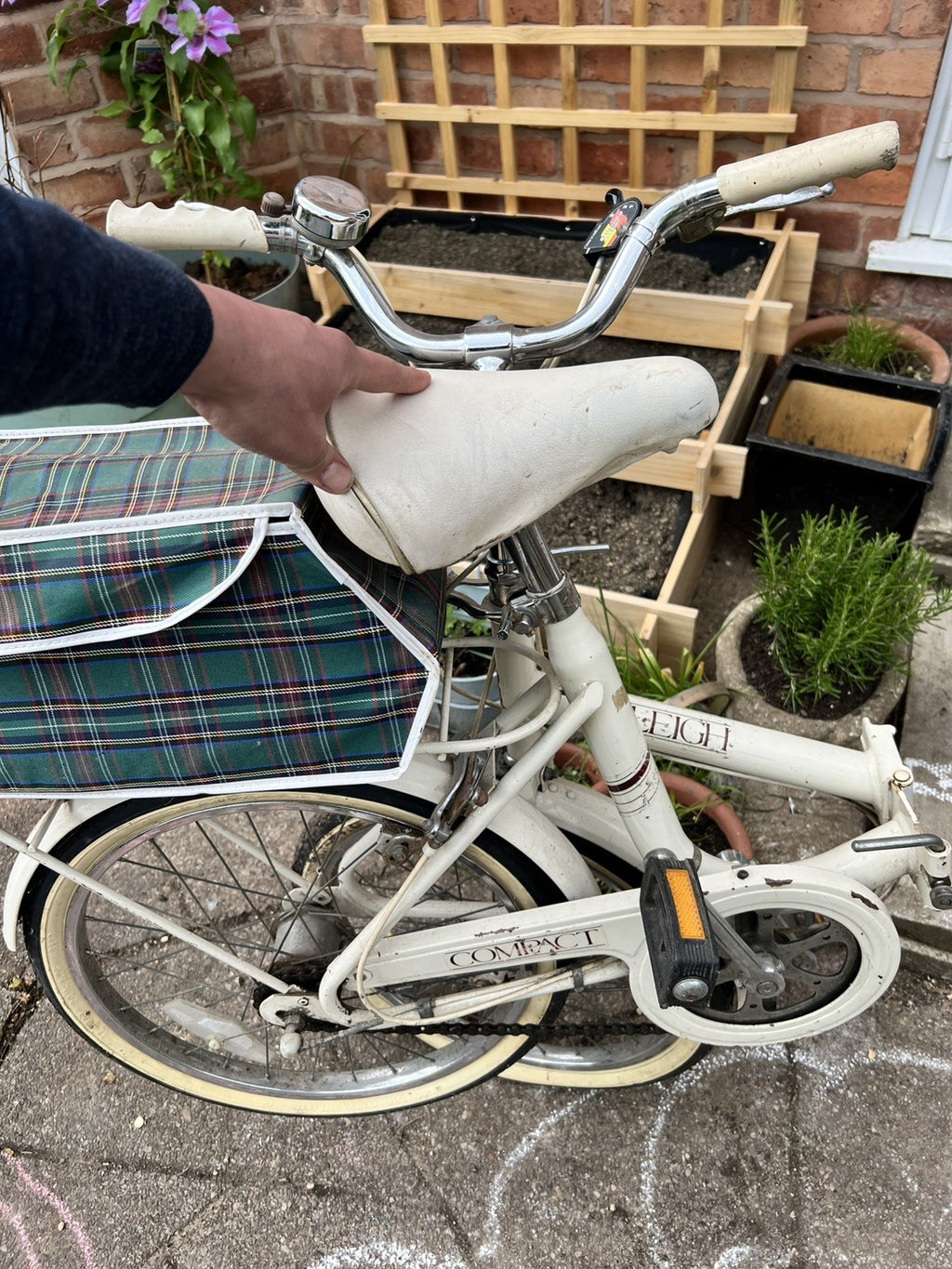 Raleigh Compact Folding Bike. 20" Wheels. Retro, Vintage.