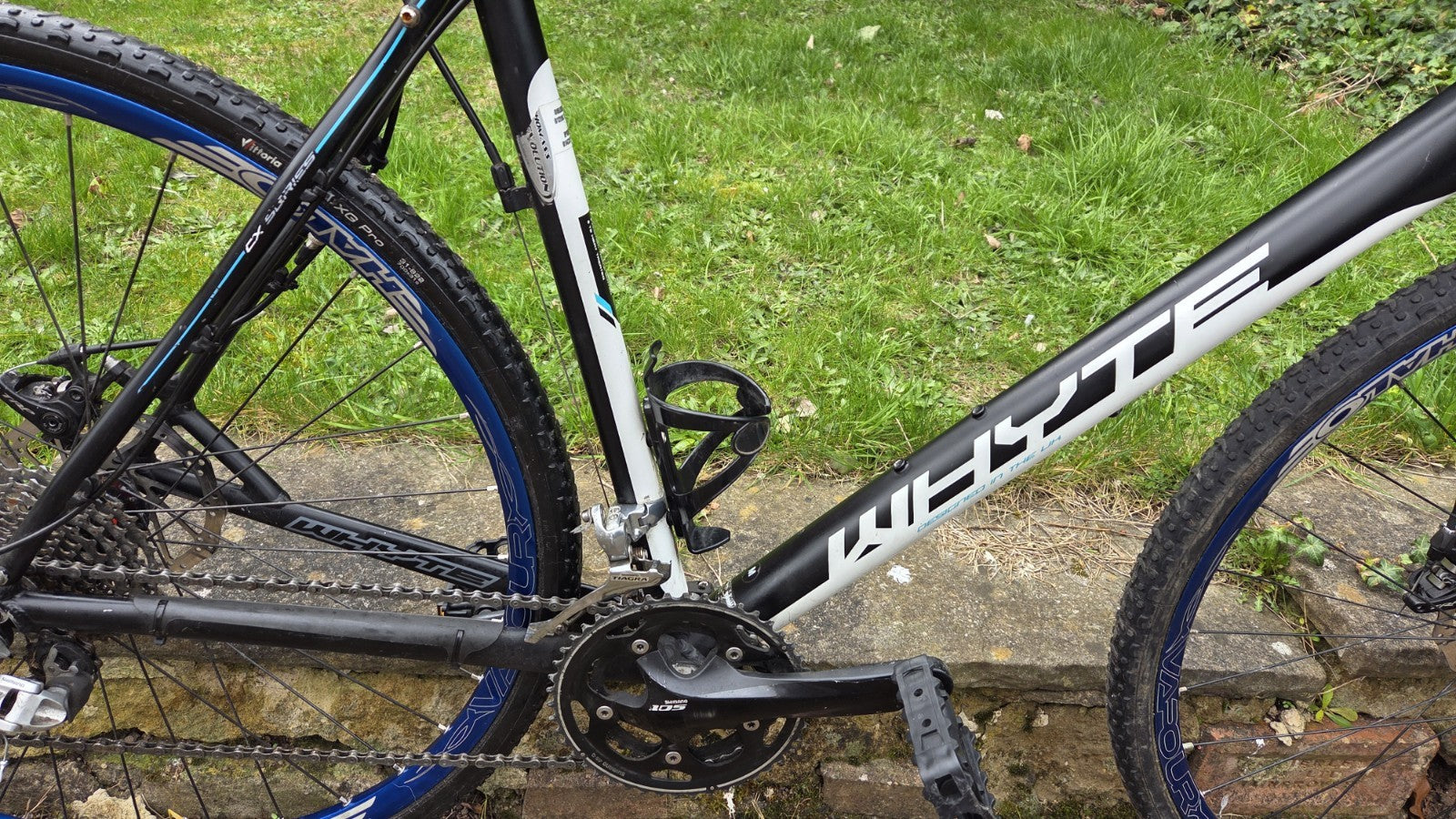 Whyte Gravel Road Bike  Medium  54 Halo TRP 105
