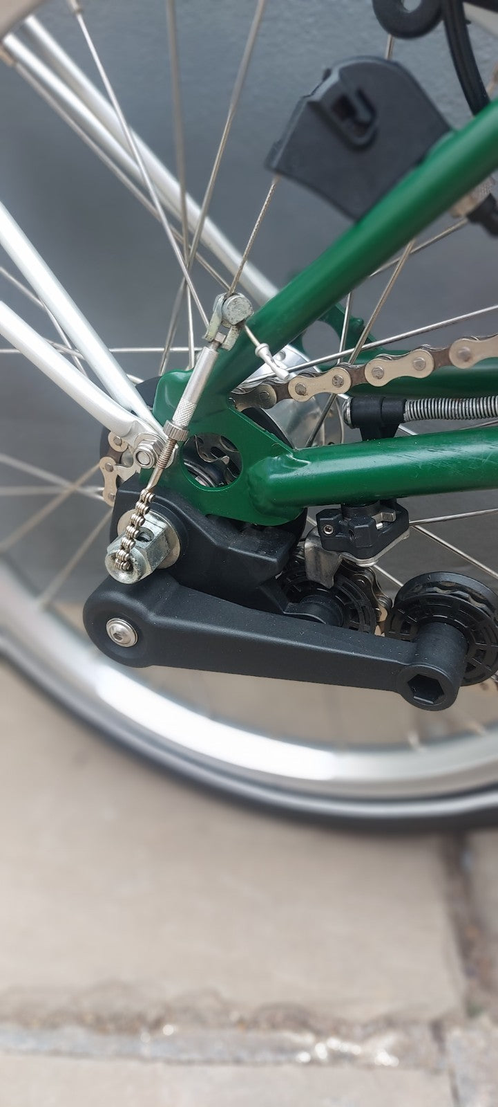 Brompton M6R C Line British Racing Green Excellent Cond less than 90 miles