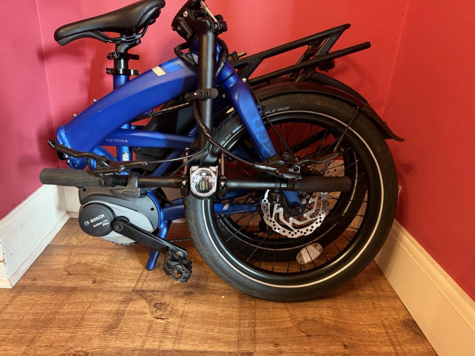 Tern Vektron Q9 Folding Bike (2022) – Bosch Motor – Excellent Condition