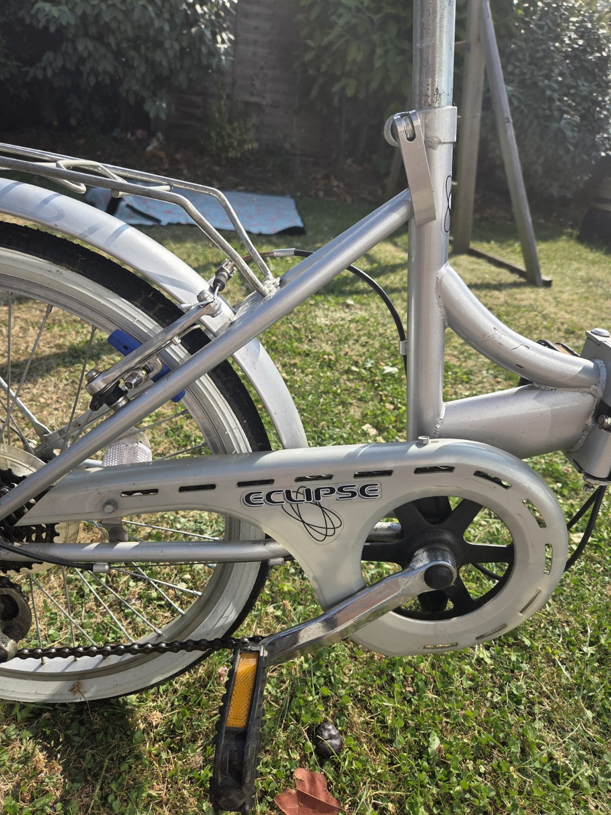 Raleigh Compact Vintage Folding Bike Bicycle Retro Cream White