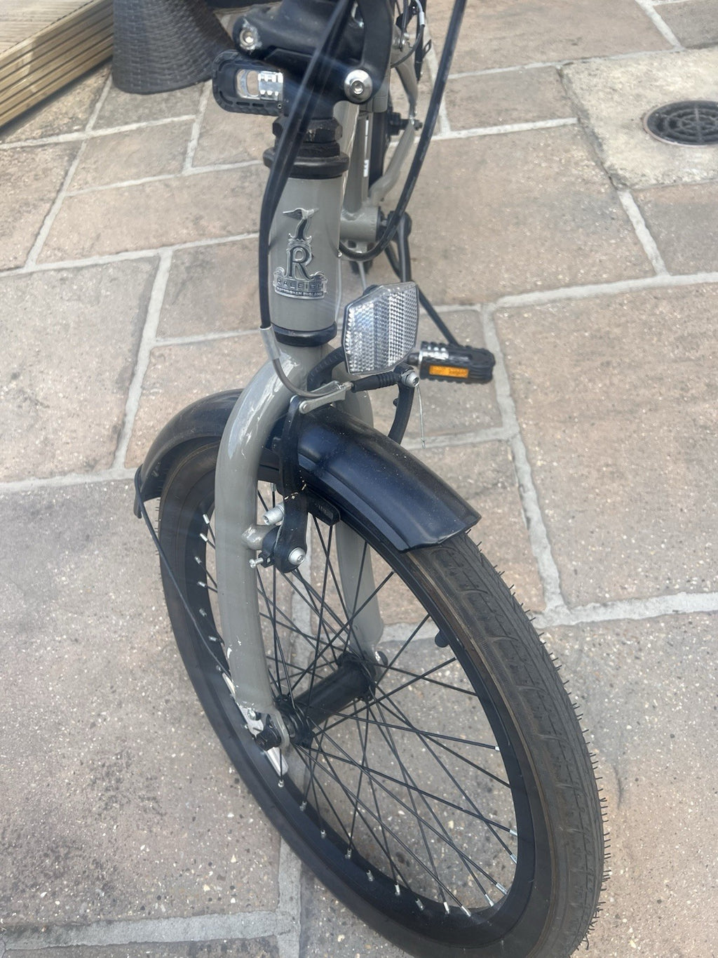 Raleigh Evo 2 Folding Bike 7-Speed Shimano Gears