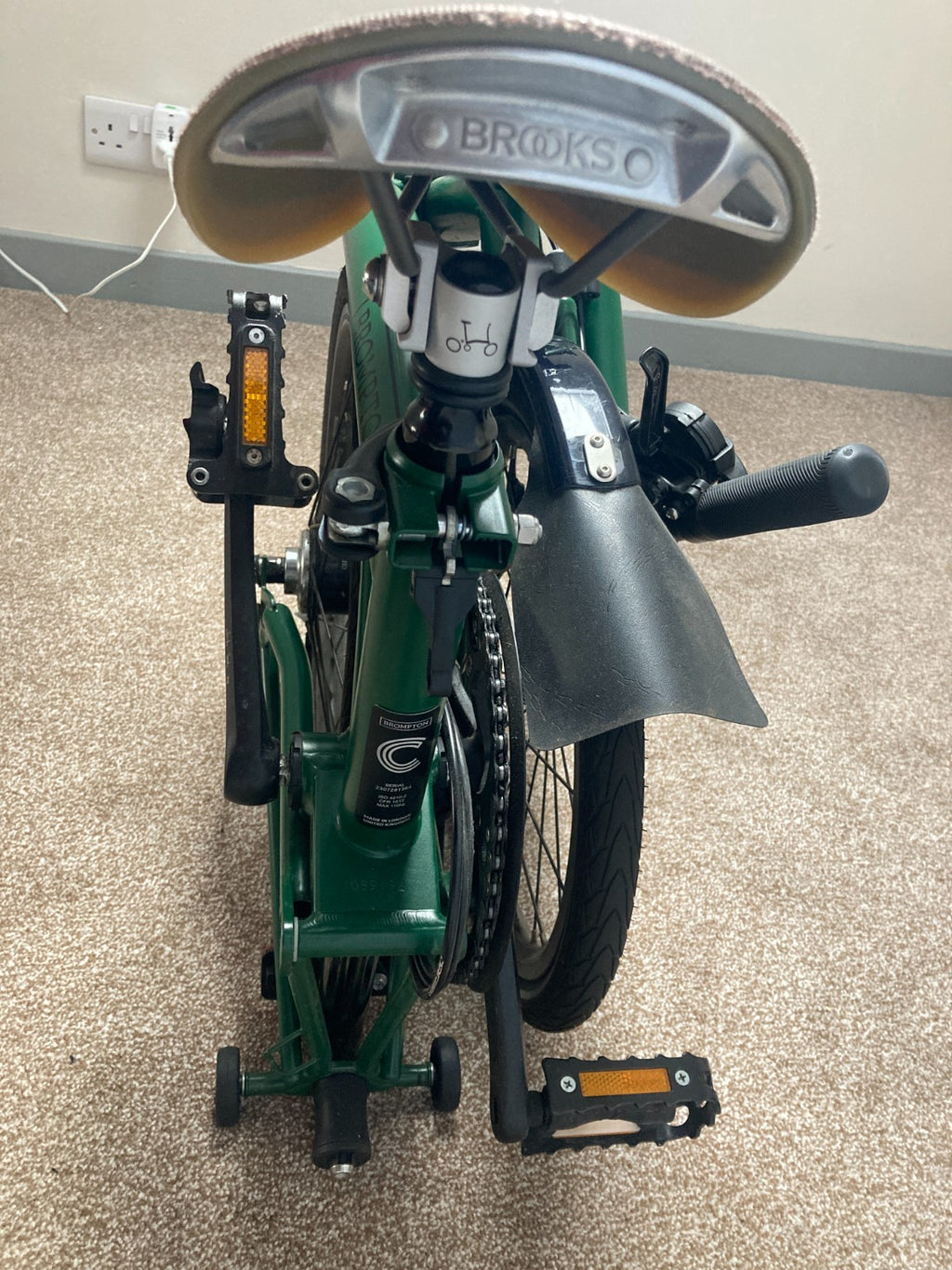 Brompton 2024 Brompton C Line M6L Black Edition Folding Bike - Racing Green