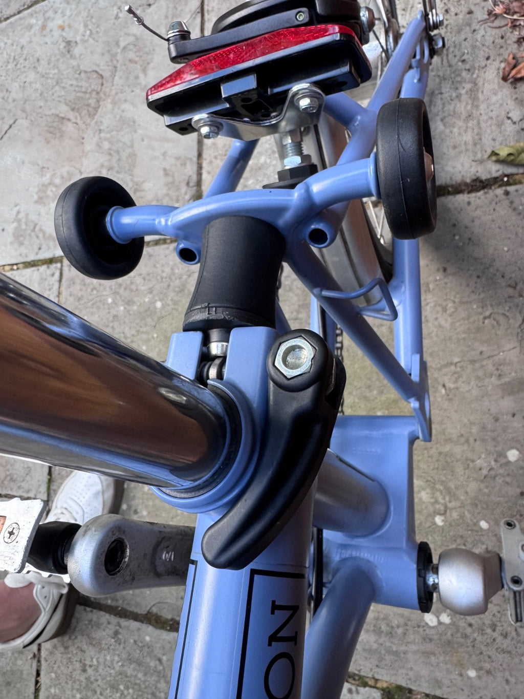 Brompton M3L Folding Bike Mid Bar Powder Blue with Unused (£150) L Borough Bag.