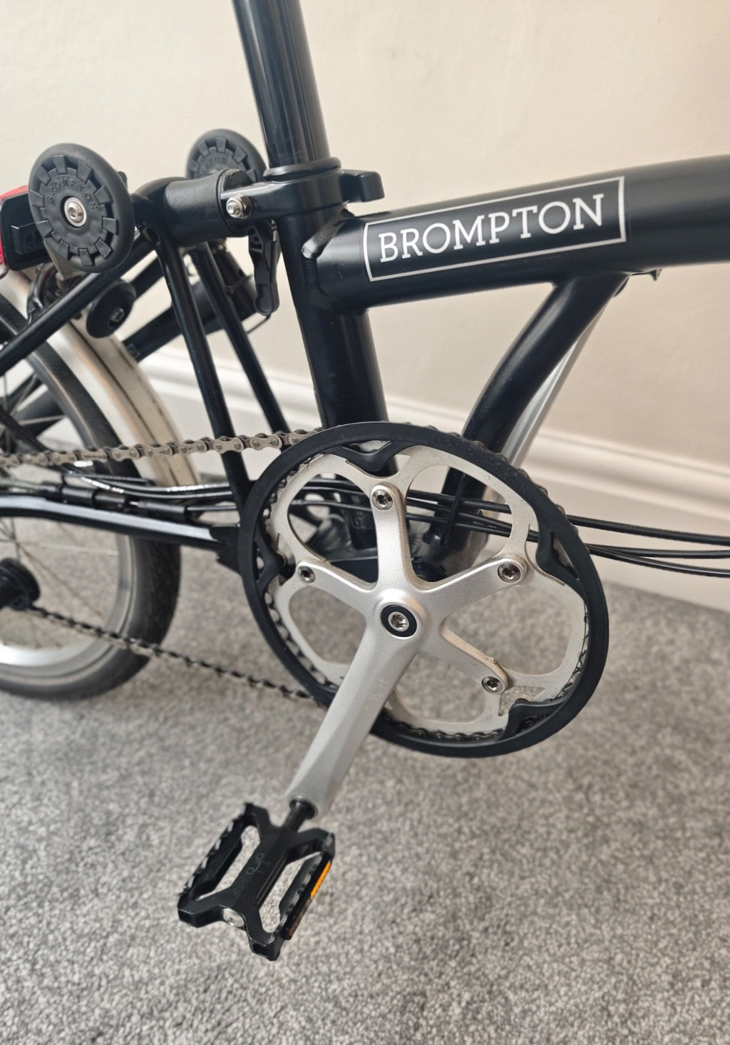 Brompton C Line 6 Speed H6L Folding bicycle in Black/Silver - 2020 - Upgraded