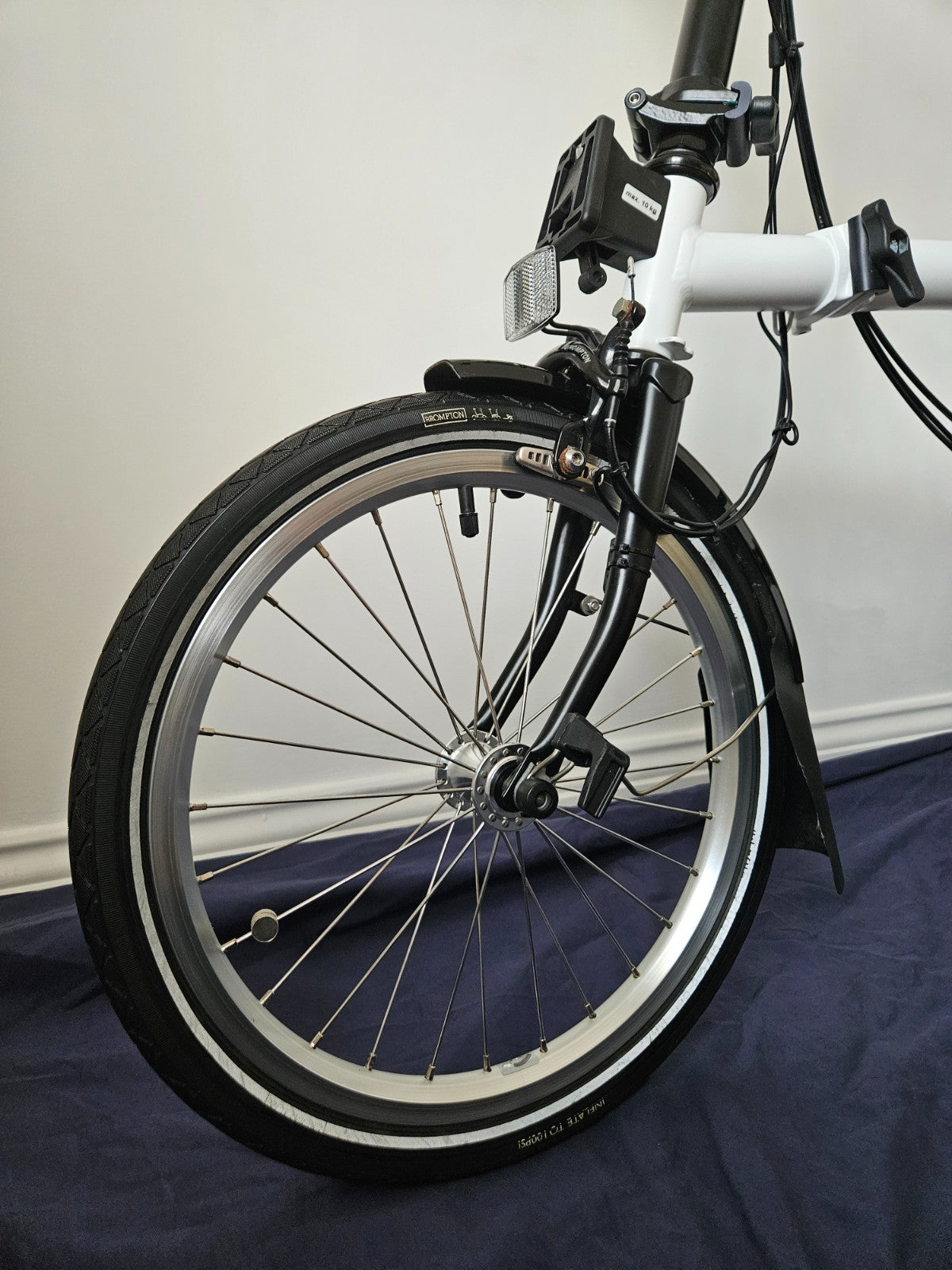 Brompton M6L - 6 Speed - C Line - Mid- White
