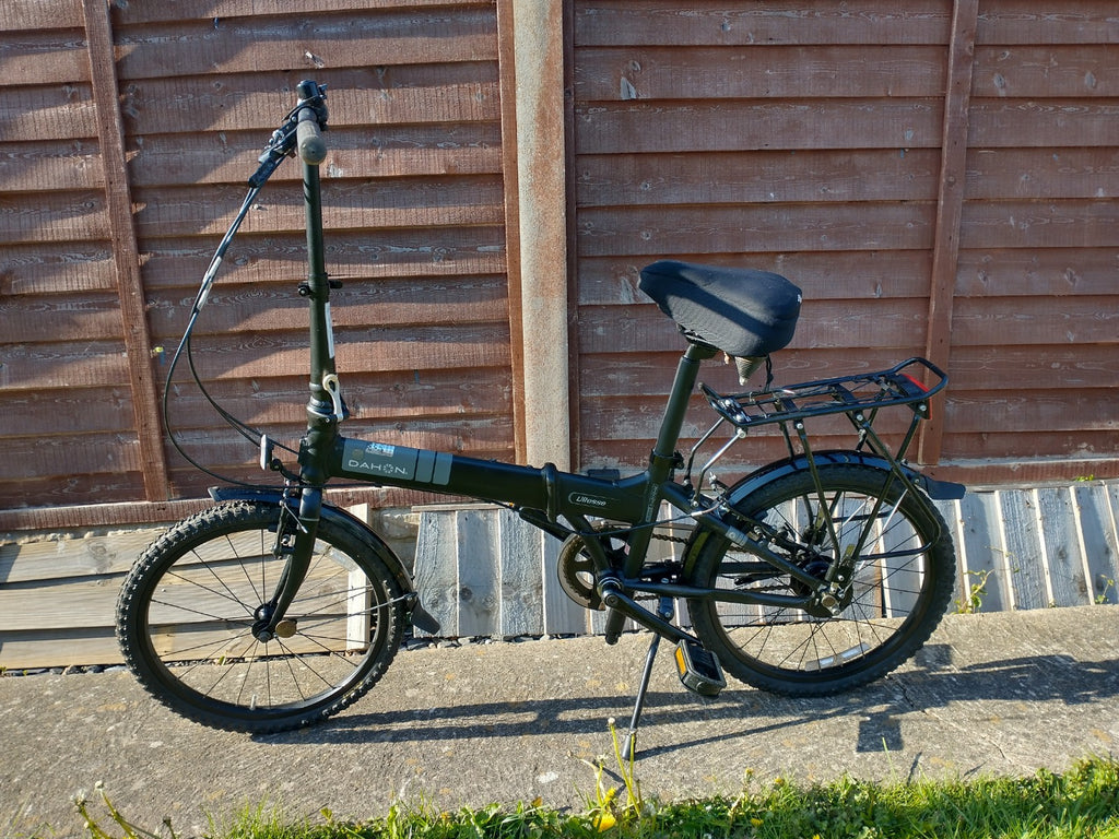 Dahon Vitesse 7005 Folding Bike 7-Speed, 20-inch, Black  USED