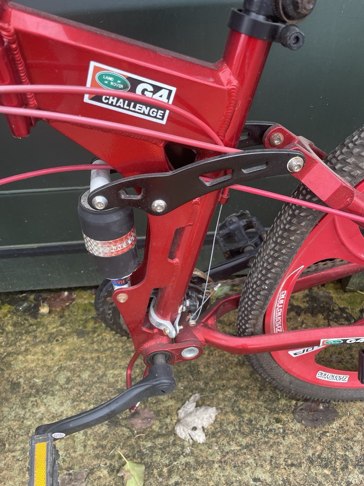 Landrover G4 Challenge Folding Mountain Bike