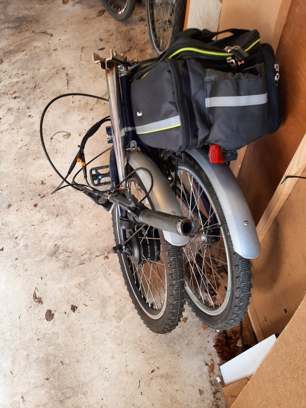 APOLLO  FOLDING  BIKE,    FULL RECENT SERVICE