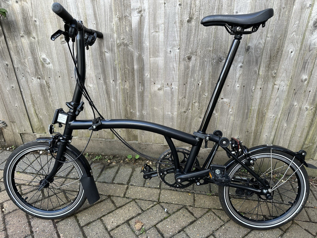 Brompton C Line Black Folding Bike 16in wheels 6 Speed flat bars long seat post