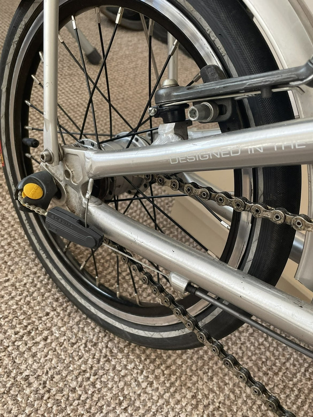 Dahon Presto Lite 16" Folding Compact Bike Lightweight for Commuting