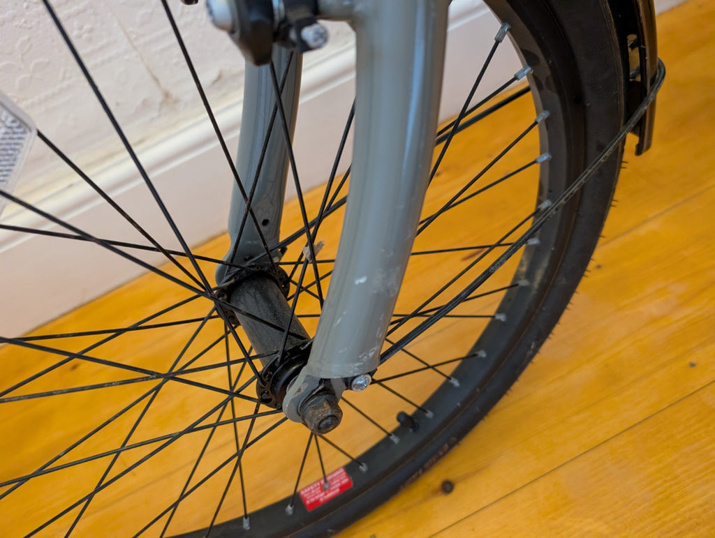 Raleigh Evo 2 Folding Bike 7-Speed Shimano Gears Grey