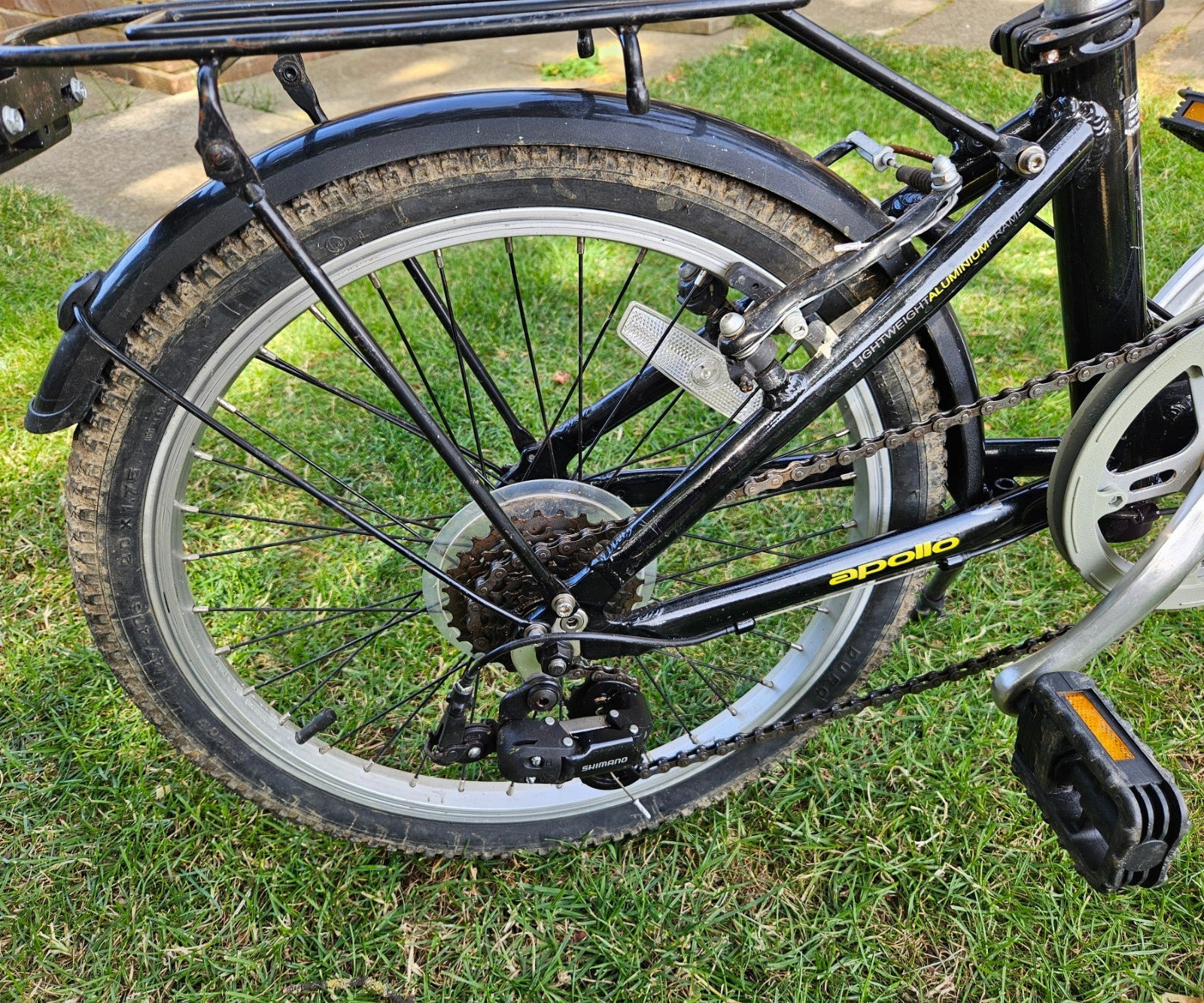 Apollo Contour Unisex Folding Bike 7 Speed, Black, 20" Wheels