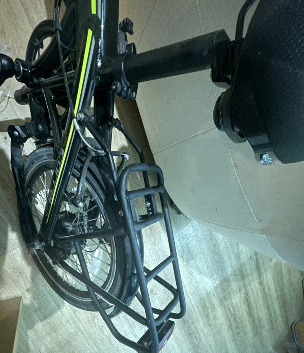 CARRERA CROSSCITY E FOLDING BIKE HARDLY USED IN EXCELLENT CONDITION