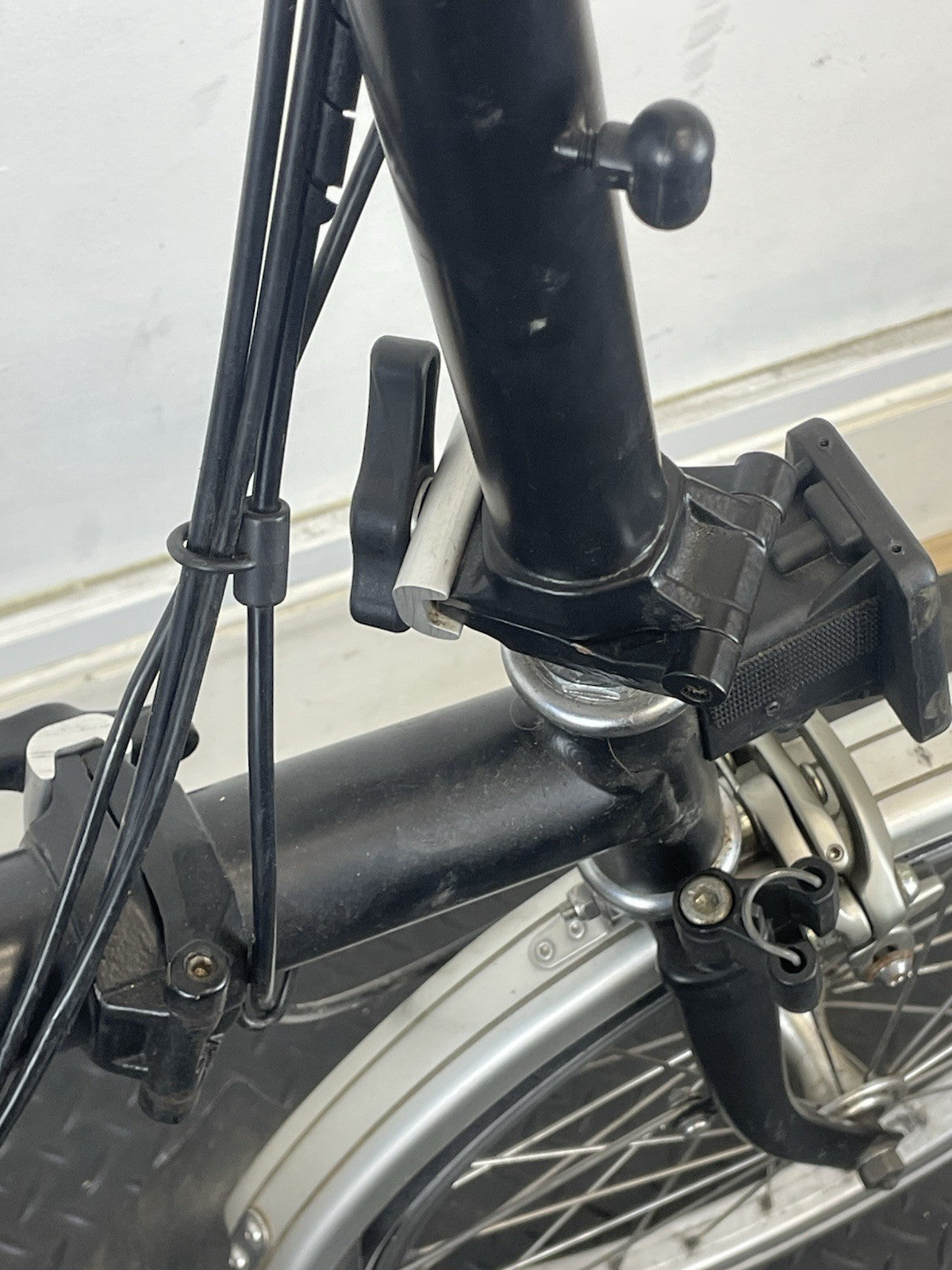 Brompton M6L Folding Bike - Black