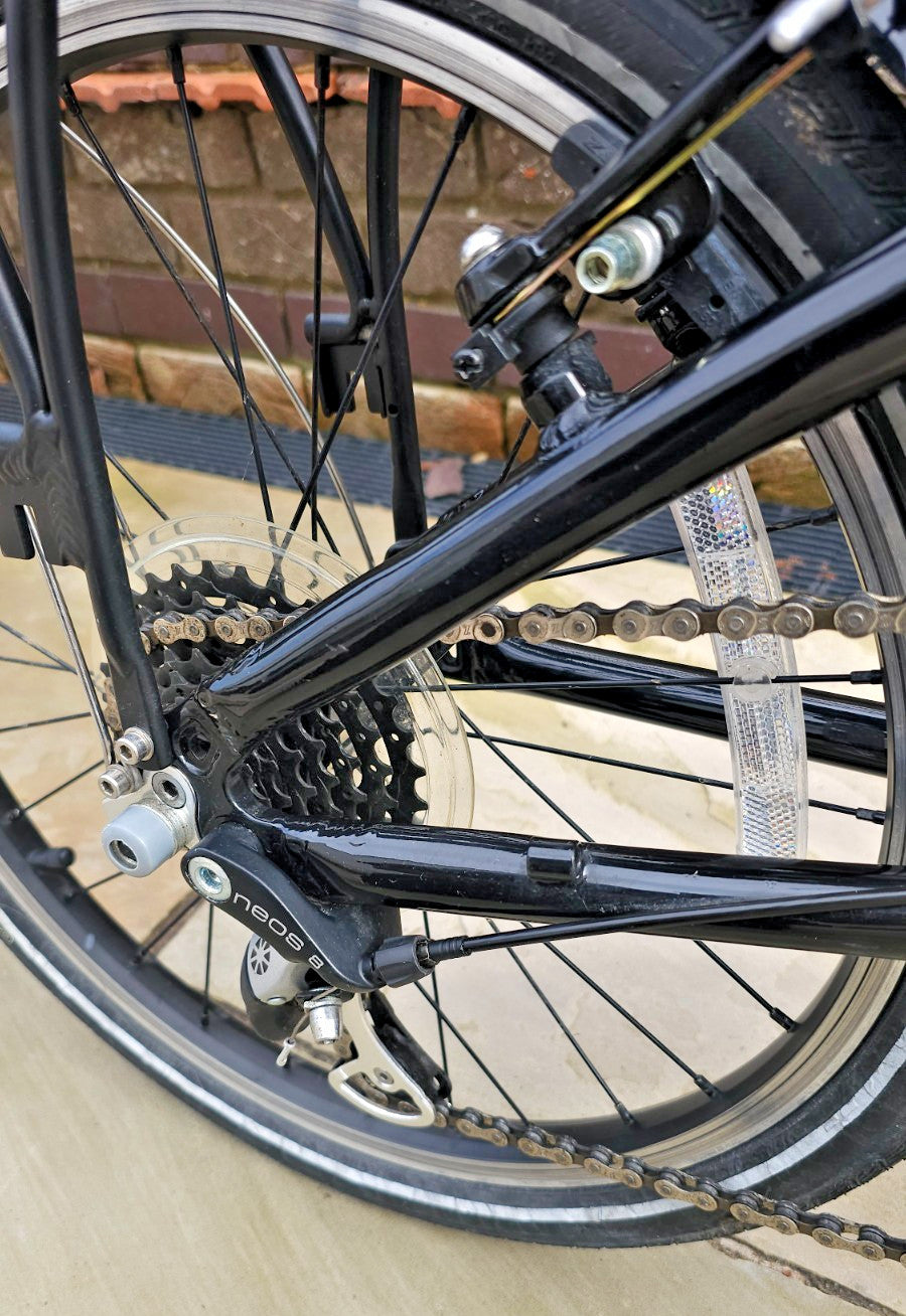 Dahon Vitesse D8 Folding Commuter Bike, Obsidian black - Pro-Serviced V.G.C