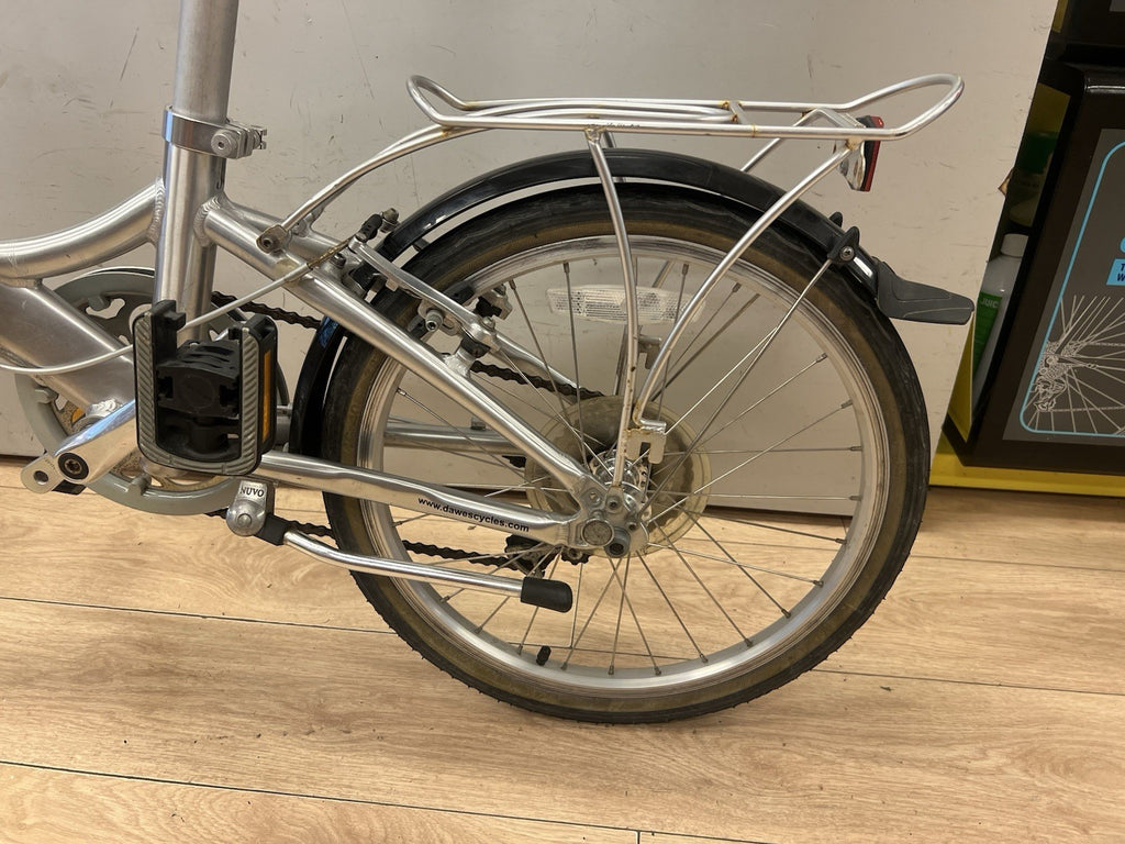 Used Dawes Kingpin Folding Lightweight Seatpost Pump Silver Traditional Bike
