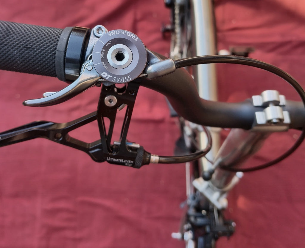 Titanium 'Brompton Style' Trifold Bike, 7.7kg, 3 Speed, Excellent Condition.