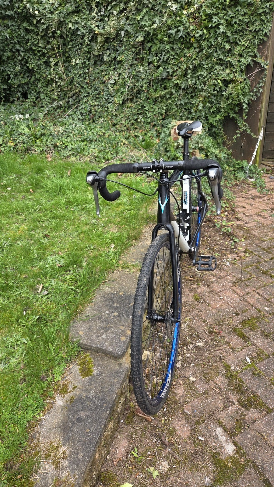Whyte Gravel Road Bike  Medium  54 Halo TRP 105