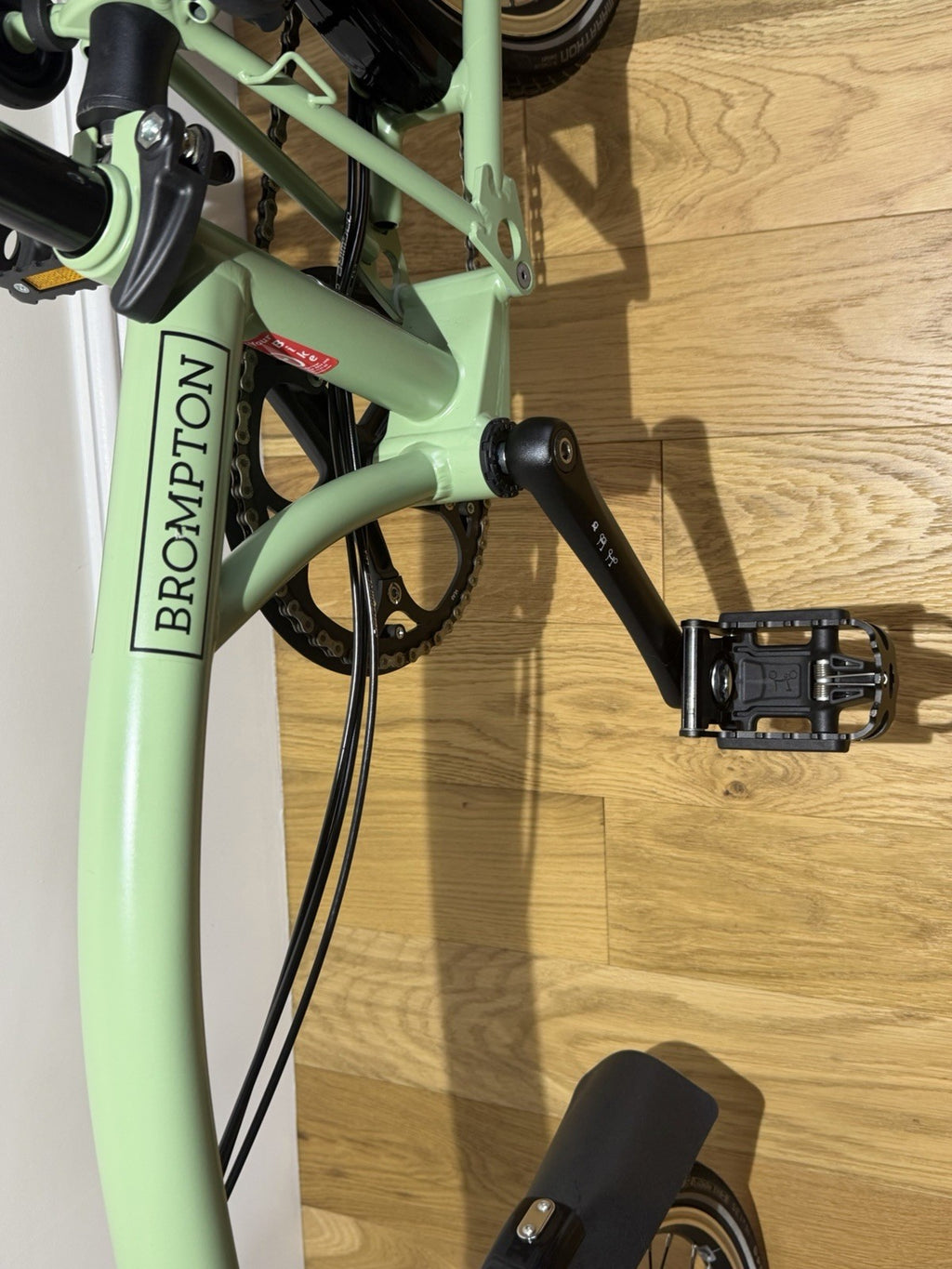 Brompton C Line M Frame Matcha Green 6 speed USED ONCE