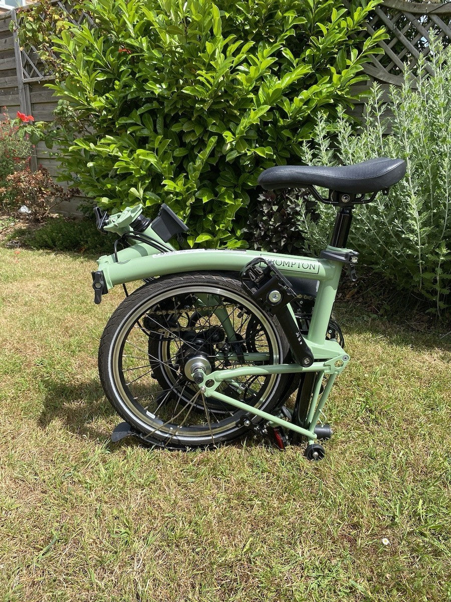 Brompton C Line Explore 2023 6-Speed, Matcha green, High Handlebars