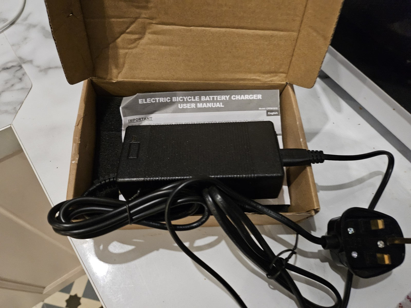 Zinc 20 Inch Wheel Size Eco Unisex 36V Folding  Bike, Black comes with charger