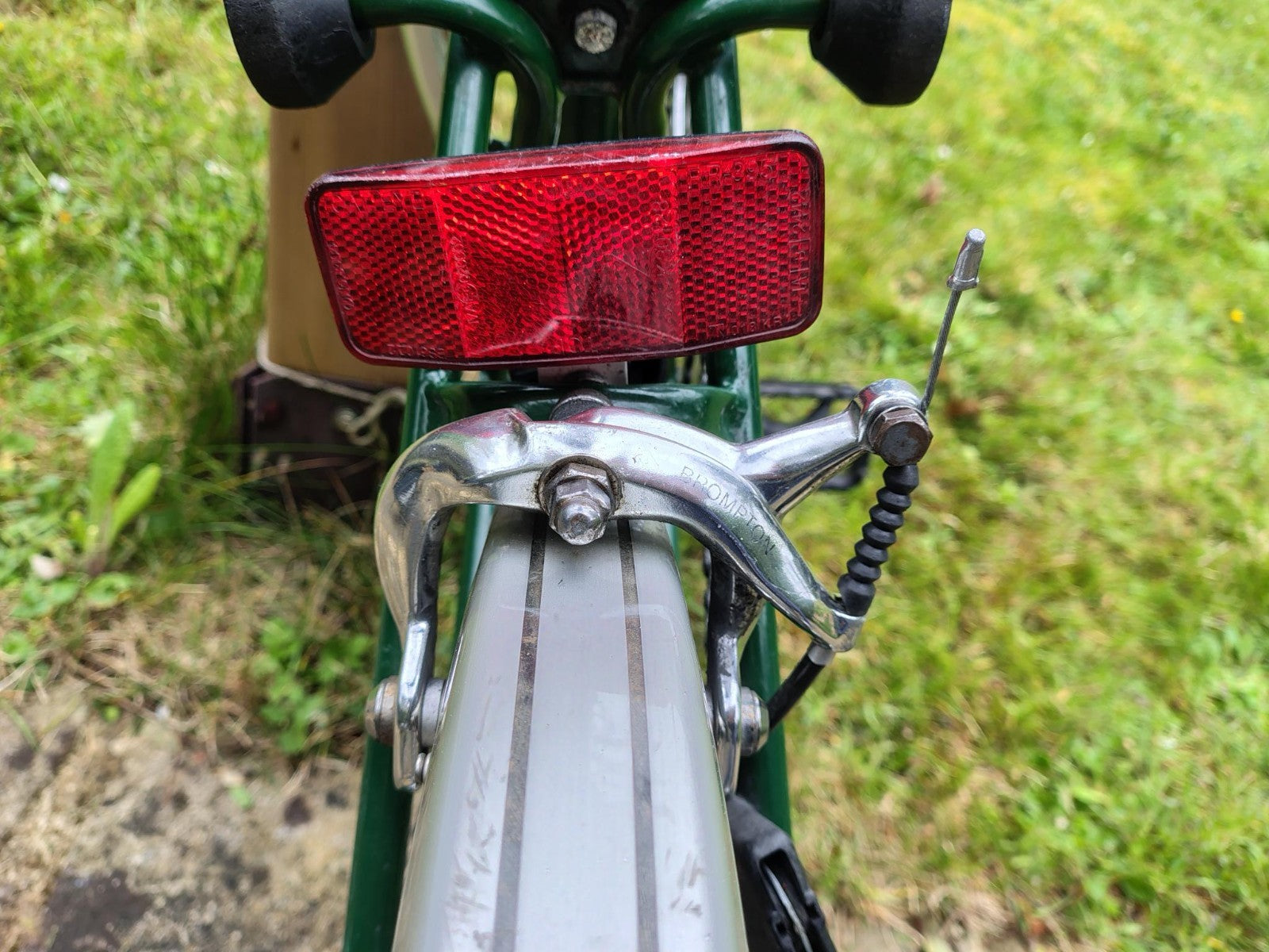 Brompton folding bike 3 speed - racing green - very good condition