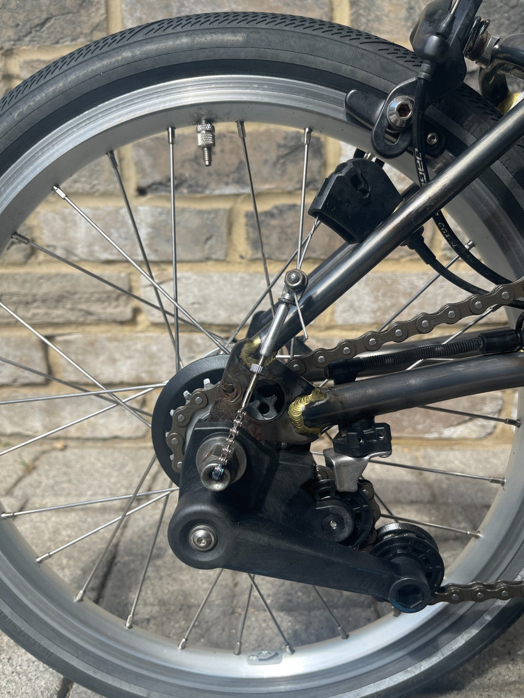 Brompton Raw Lacquer S6E - 6 Speed Low Bar - Worldwide Delivery