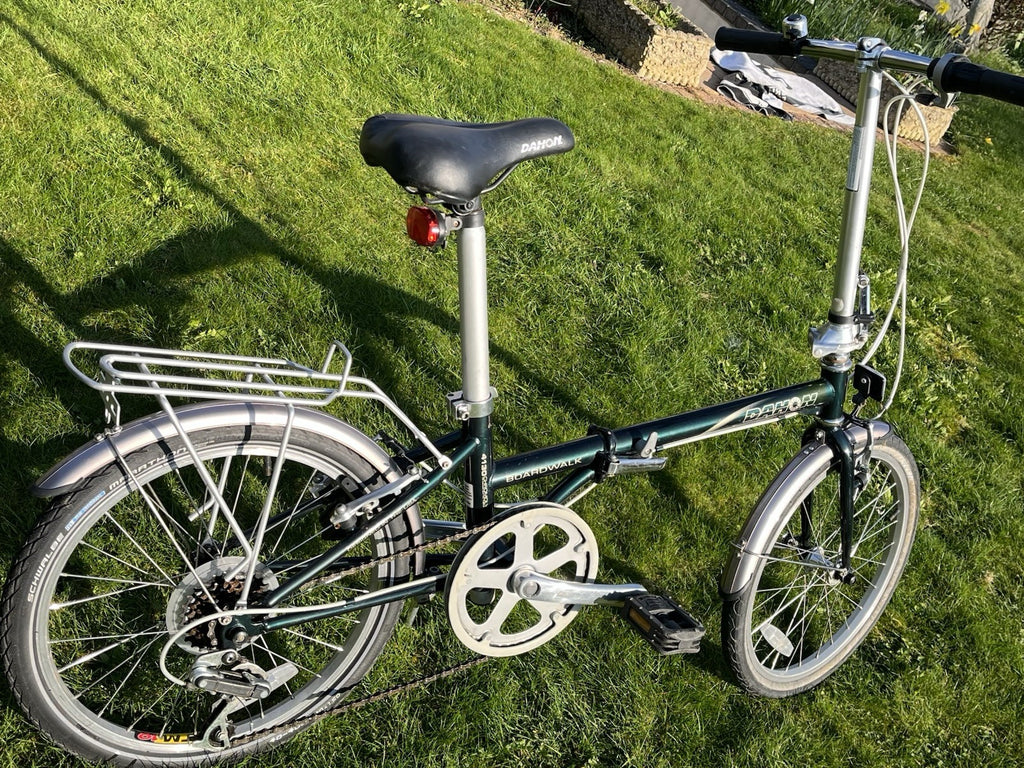 Dahon Broadwalk 6, Green and silver Colour With Rear Carrier.