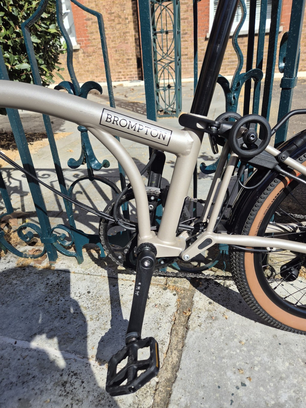 Brompton G Line 4 Speed Medium Super Roller Folding Bike £2850