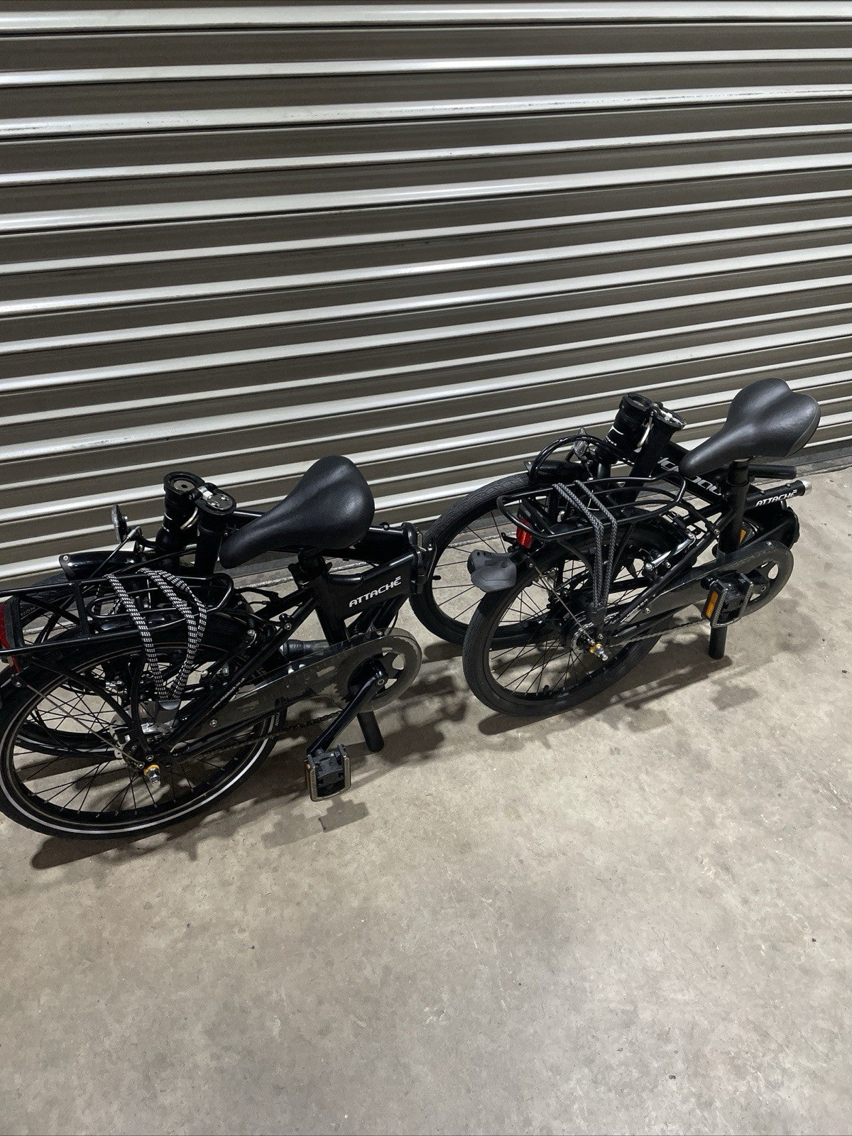 2 Ridgeback Fold Away Bicycles. 20 Wheels Excellent Condition with Carry Bags