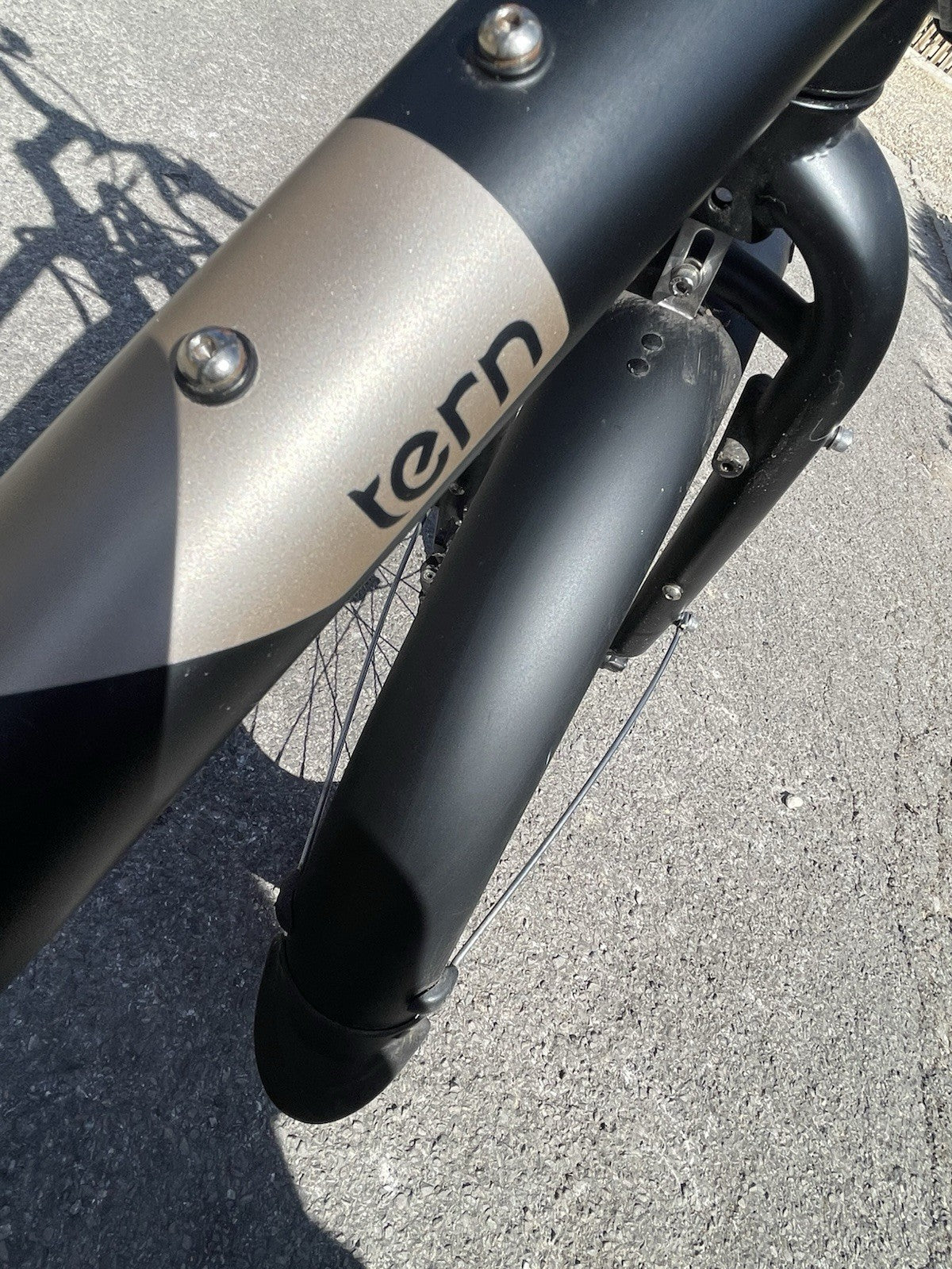 Tern Short Haul Cargo Bike With Extras To Carry Child