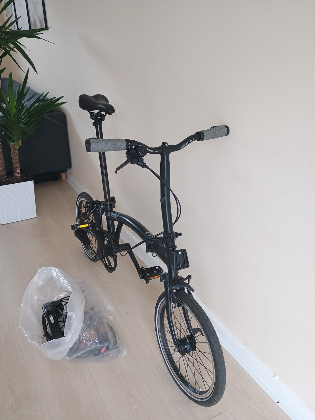 brompton folding bike 6 speed c line
