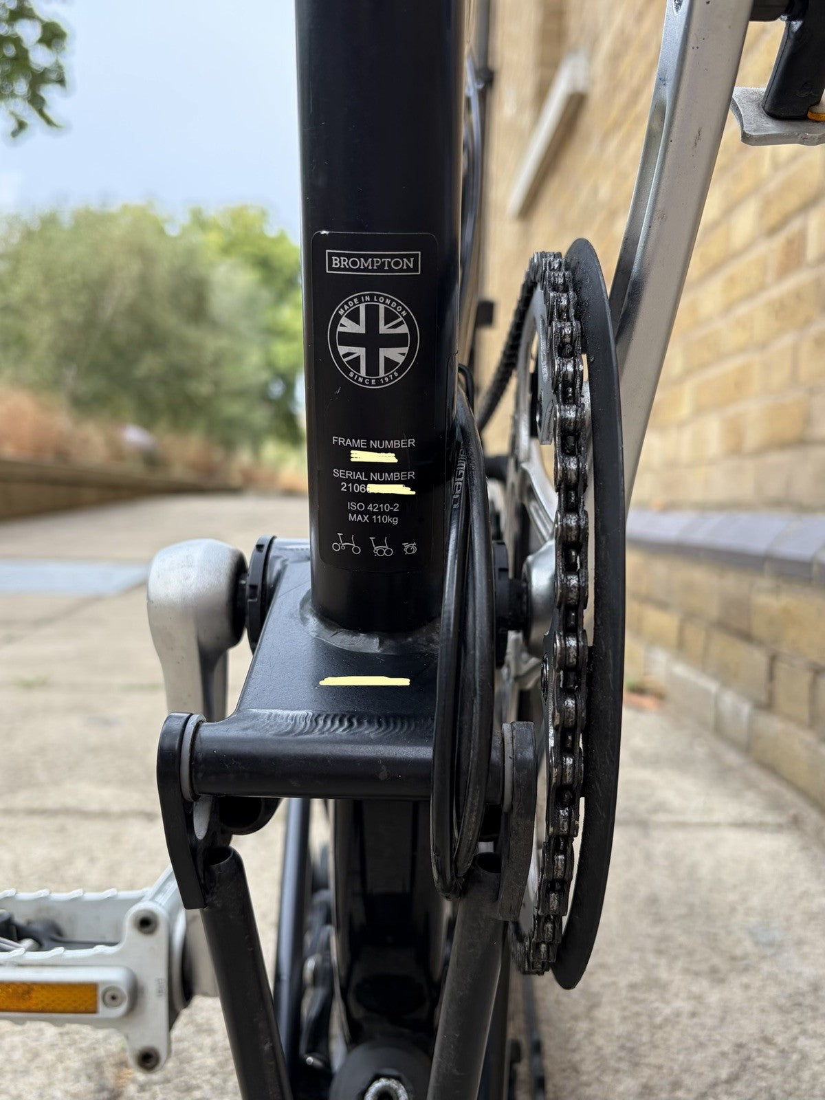 Brompton Folding Bike Black H6R H-type 6-speed Rear rack & mudguards 2021
