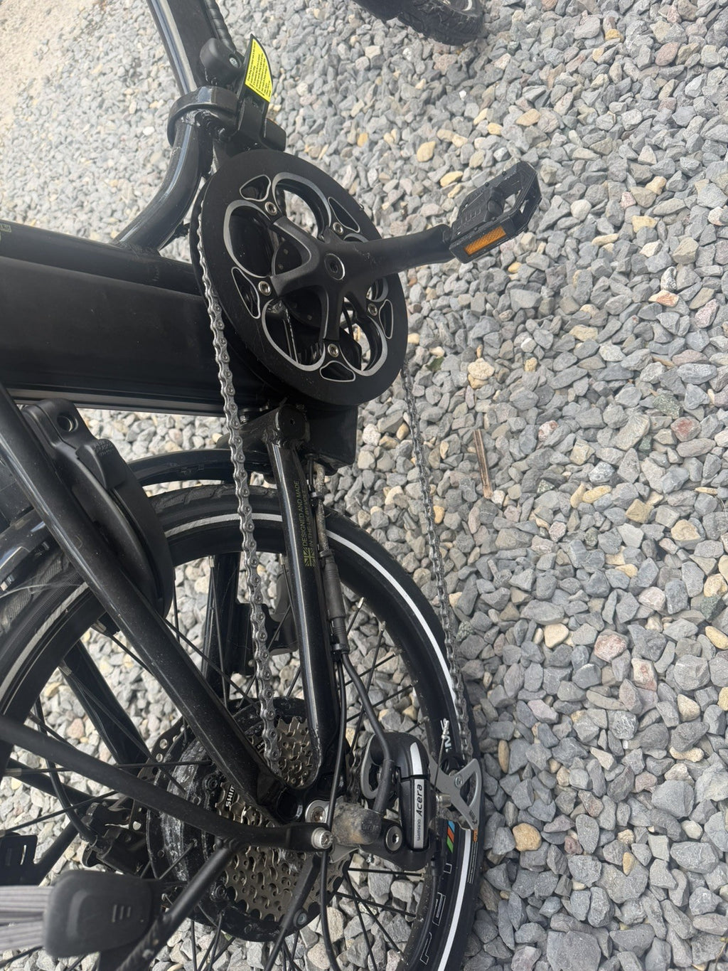 Volt metro ~ Black Folding  Bike ~ done 17 only miles!