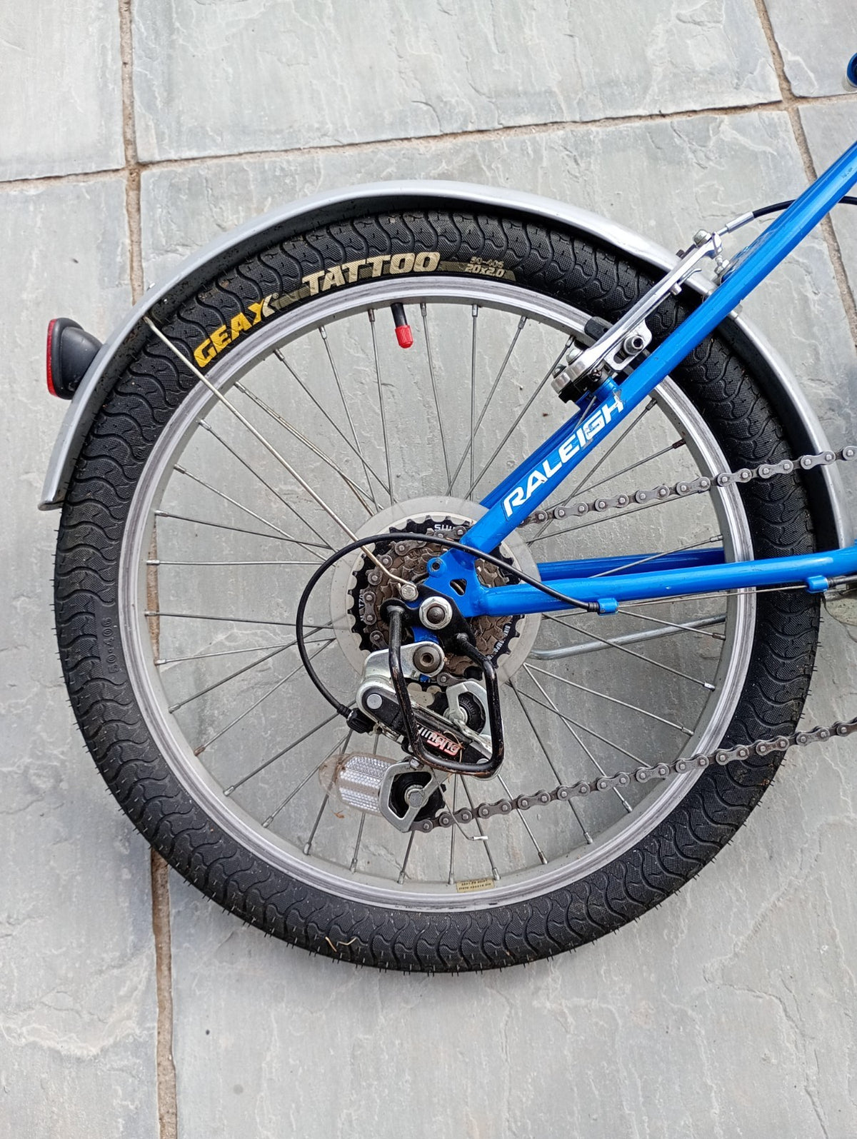 Raleigh Folding Bike 20-inch Wheels