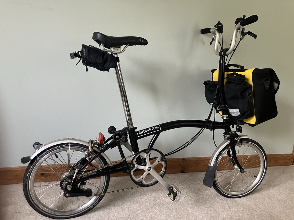 Brompton M6L 6 Speed Folding Bike Black – Only Ridden 3 Times + Ortlieb Bag