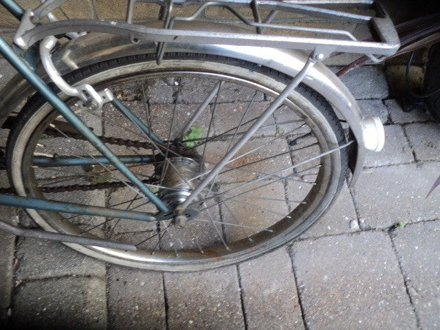 RARE Dawes Vintage Folding 3 SPEED Bicycle WITH BROOKS SADDLE in need of TLC.