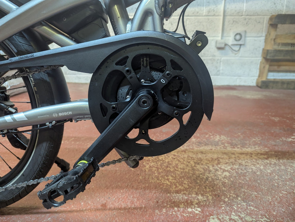 Tern Vektron S10 folding bike. Bosch Performance Line & Shimano Deore 10 gears