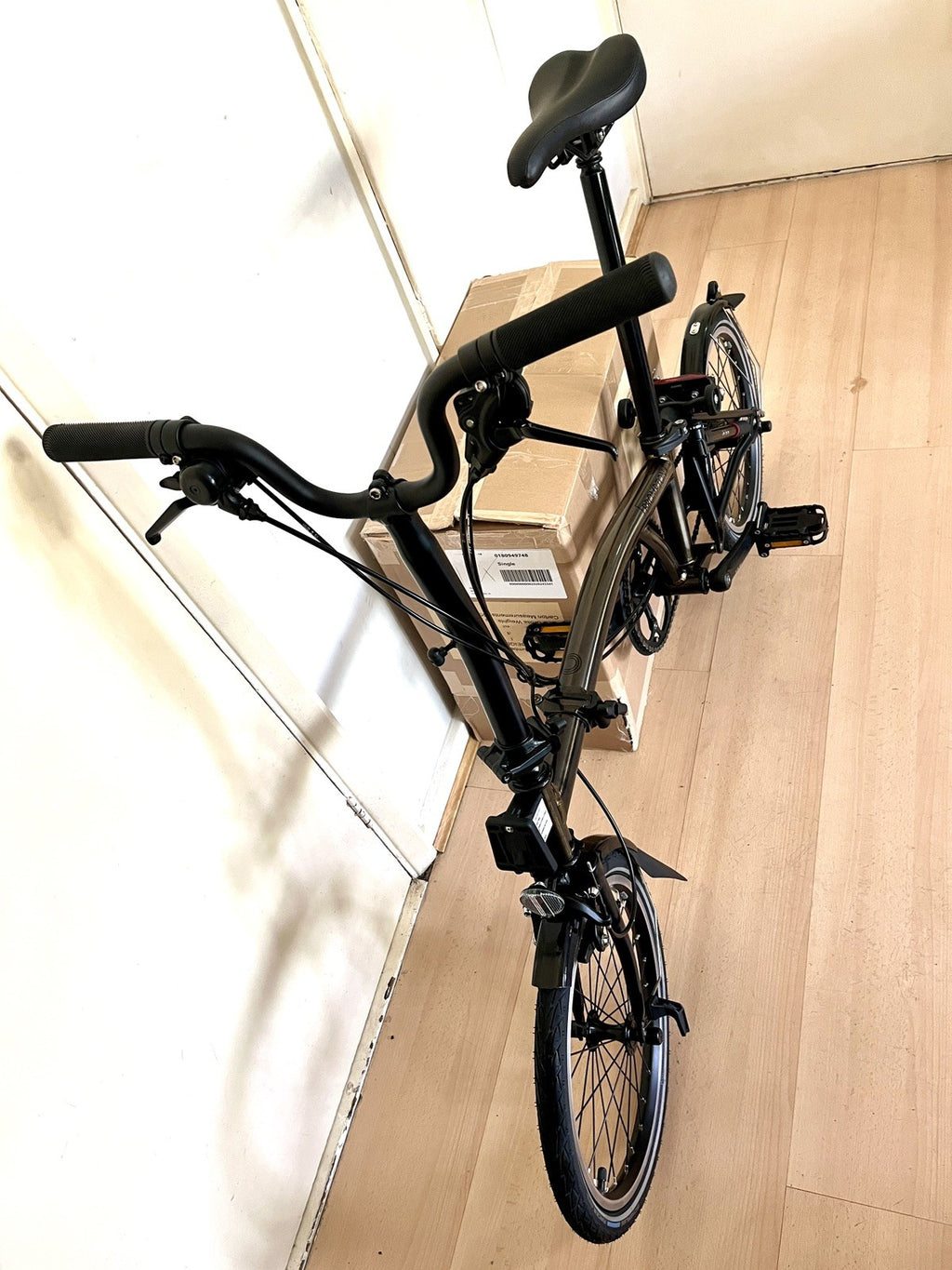 Brompton C Line Explore, 6-Speed, Black Lacquer, Black Ed, One Size Handlebar