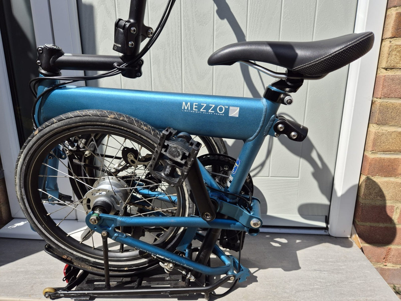 Mezzo D4 Folding Bike - Similar to Brompton Folding Bike